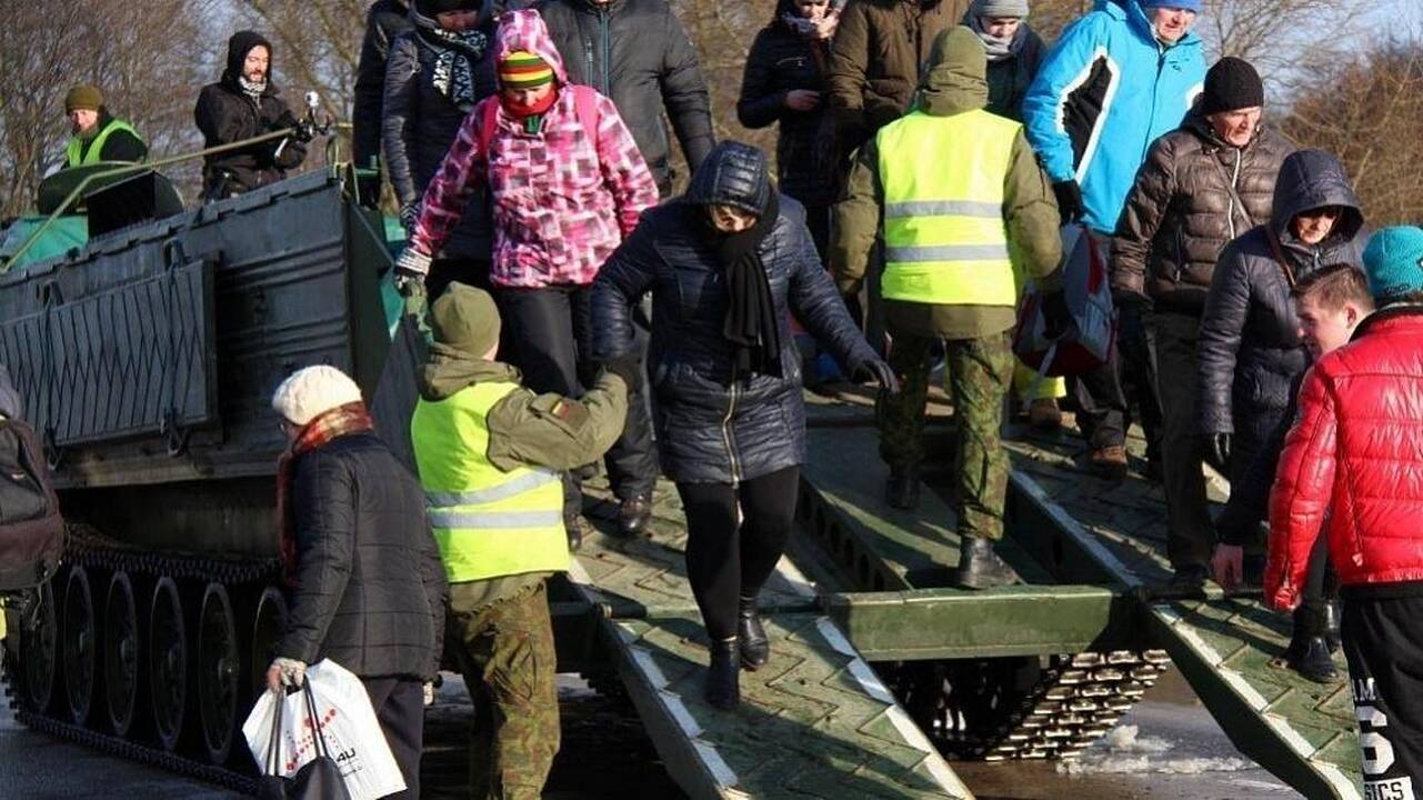 Kariai lieka Šilutės rajono potvynio vietoje ir toliau teiks paramą gyventojams