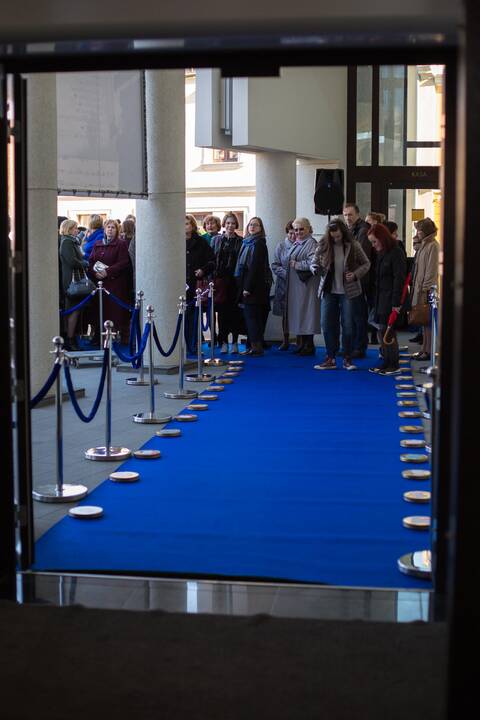 Žinomi atlikėjai Europos dieną atšventė teatre
