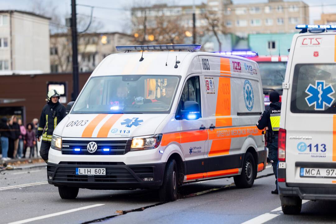 Trijų automobilių avarija Vilniuje