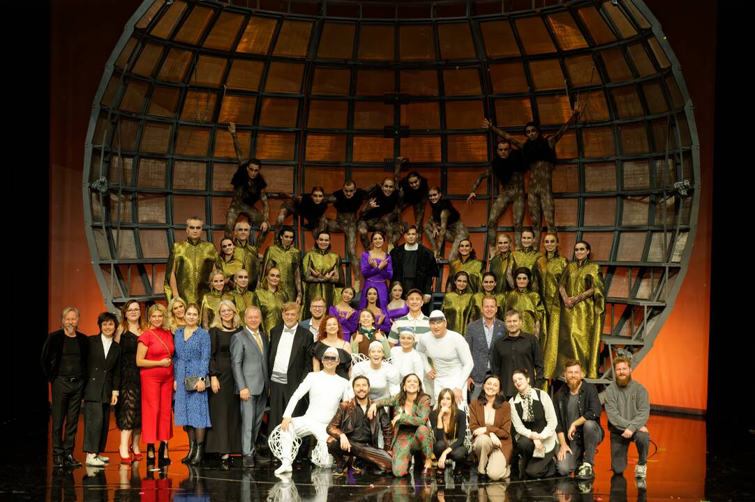 Ph. Glasso opera „Kelionė“