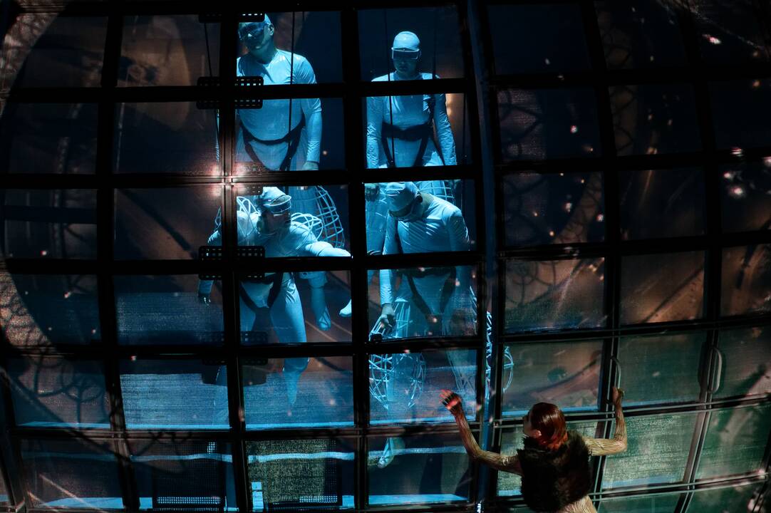 Ph. Glasso opera „Kelionė“