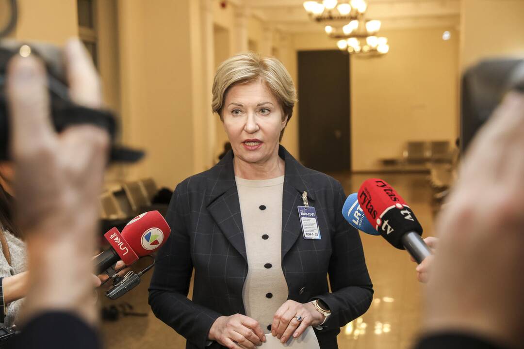 Vilniuje nusileido lėktuvas su keleiviu, kuriam įtariama užkrečiama liga
