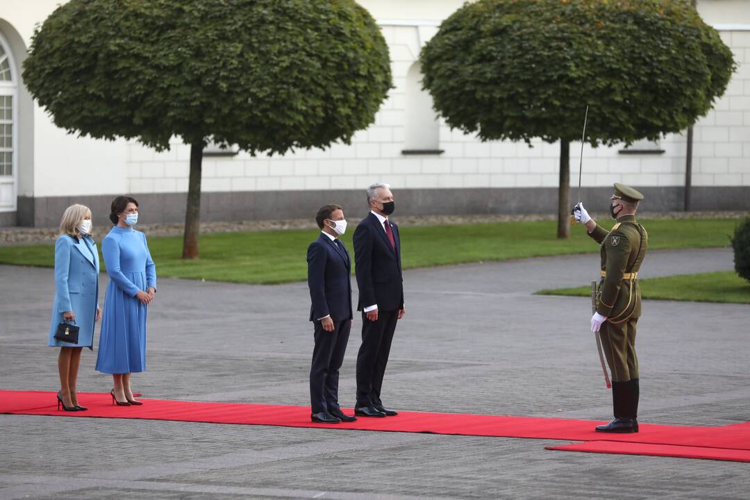 Į Lietuvą atvyko Prancūzijos prezidentas E. Macronas