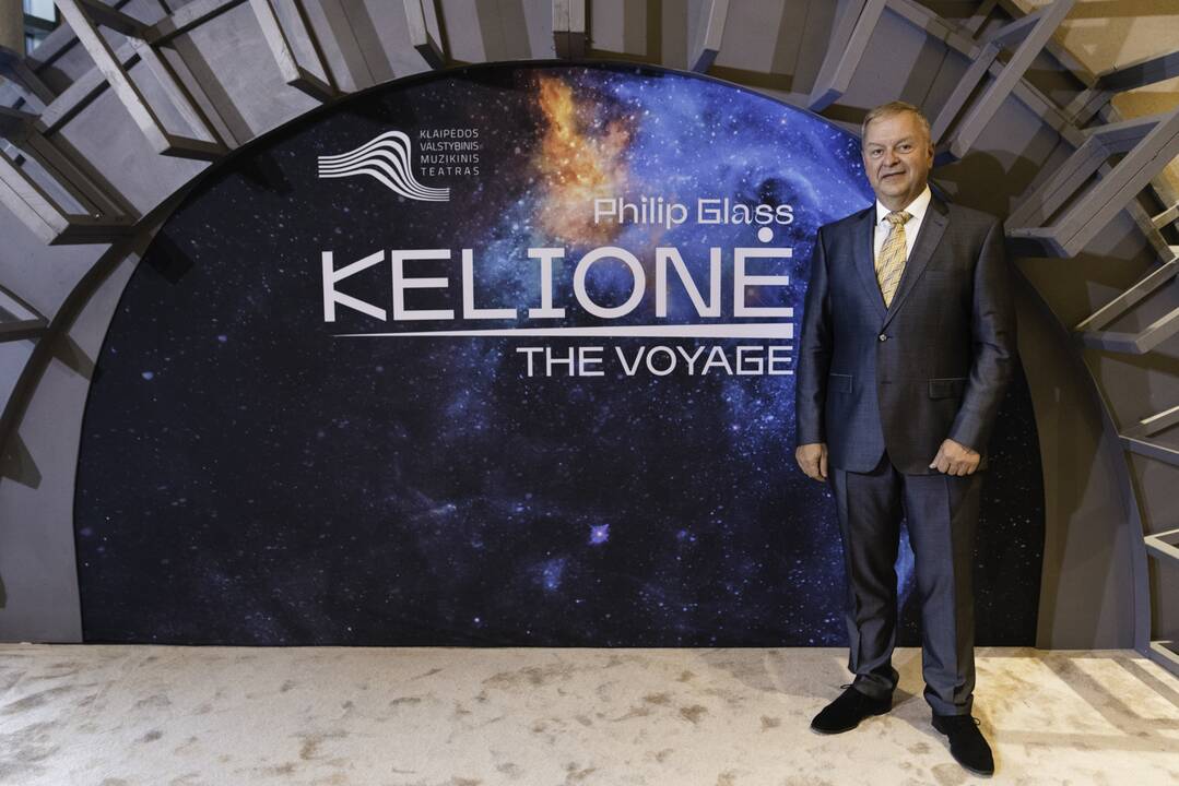 Ph. Glasso opera „Kelionė“