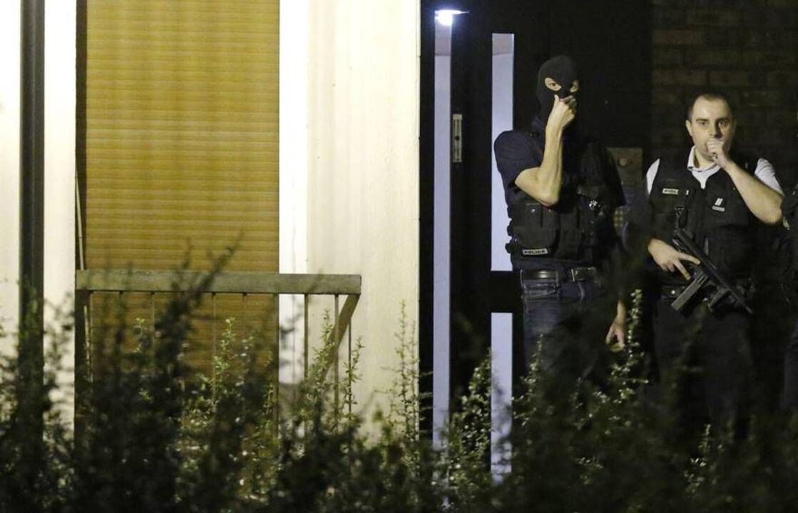 Paryžiuje sužlugdyta ataka atskleidžia svarbesnį moterų vaidmenį džihadistų judėjime