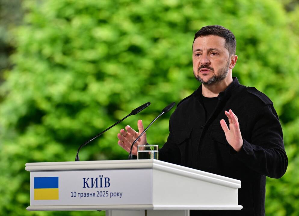 Zelenskis pareiškė norintis, kad Donaldas Trumpas dalyvautų derybose Stambule su Rusija