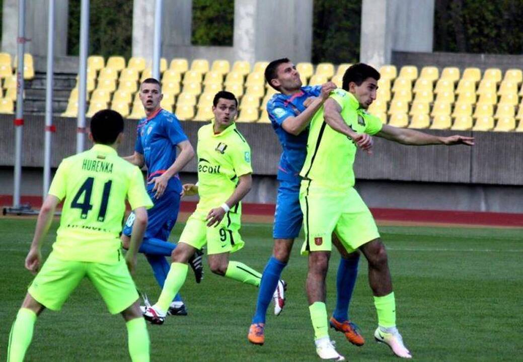 "Stumbras" sužaidė lygiosiomis su A lygos lyderiais "Trakų" futbolininkais