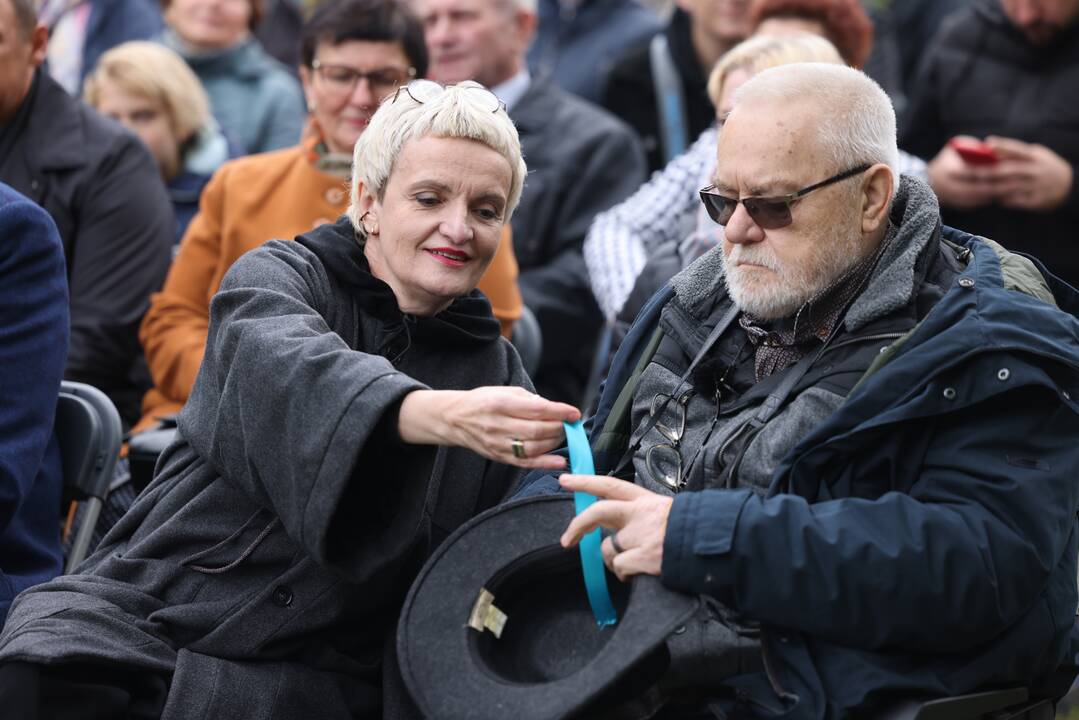 Atidaryta A. Sutkaus fotogalerija