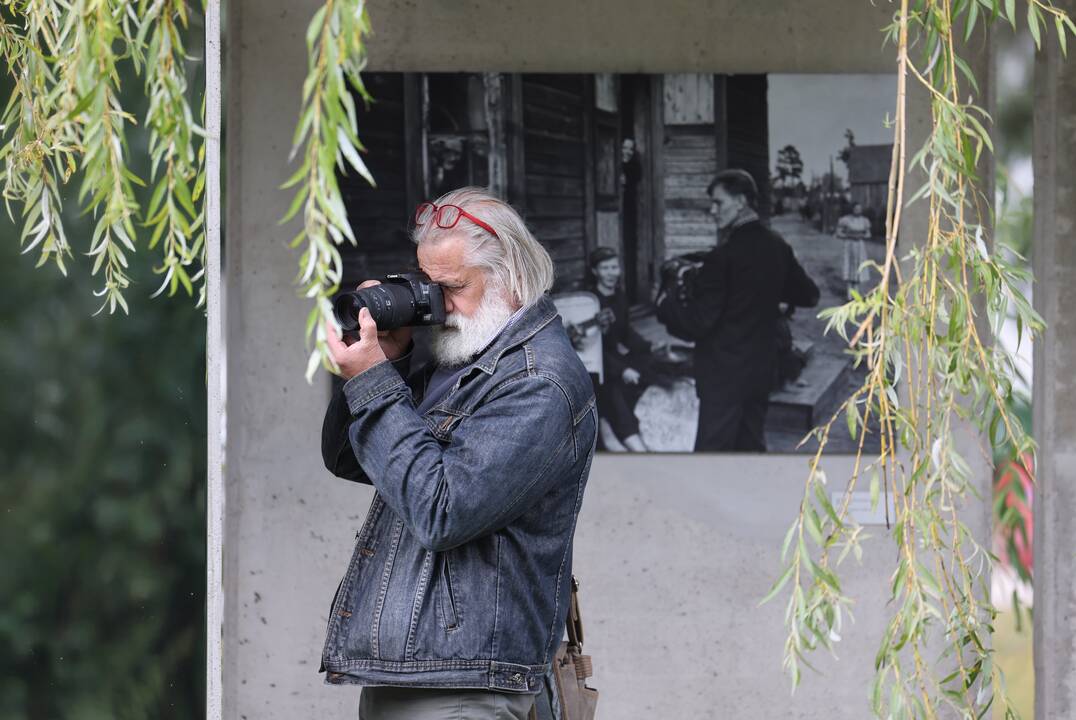 Atidaryta A. Sutkaus fotogalerija