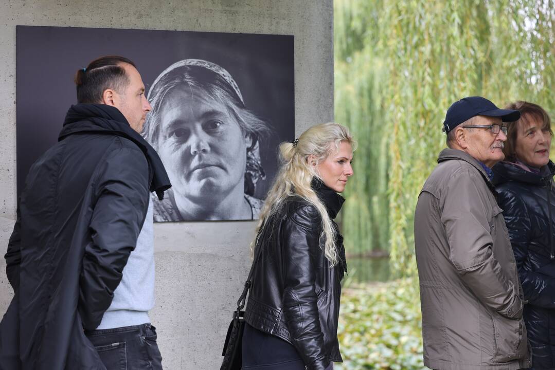 Atidaryta A. Sutkaus fotogalerija