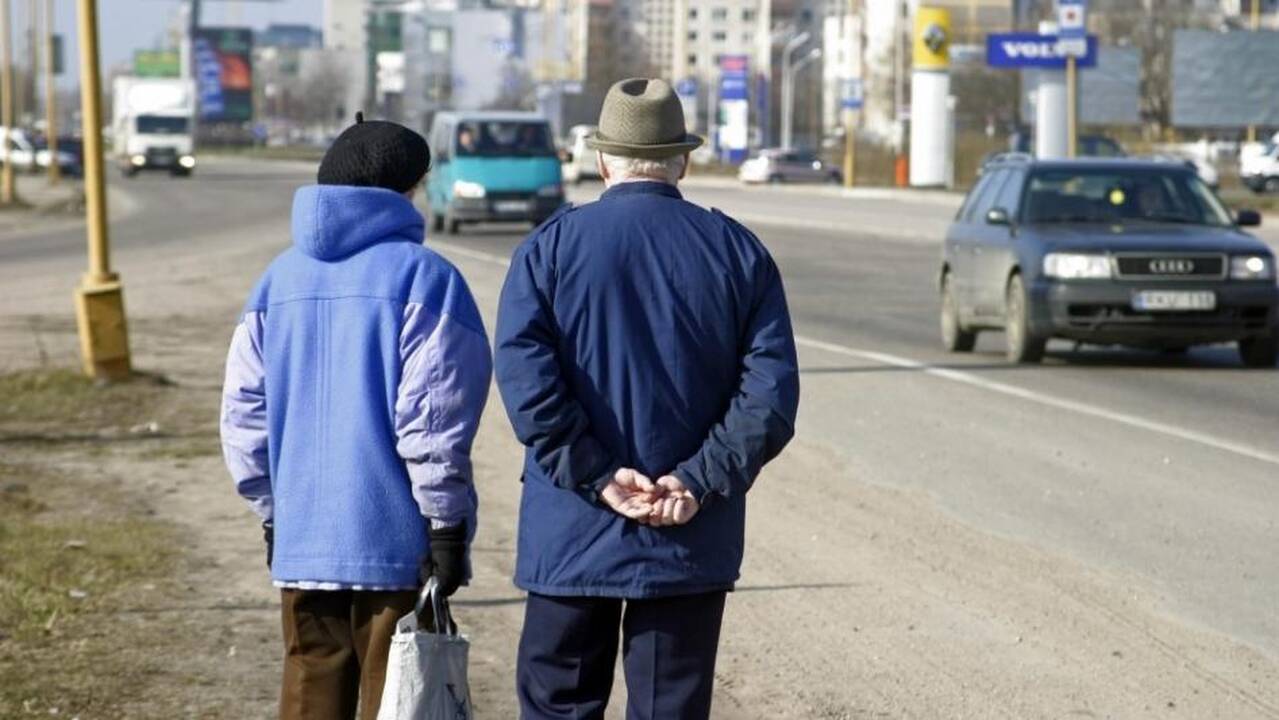 Senstančioje Lietuvoje galimybių vyresniesiems mažai