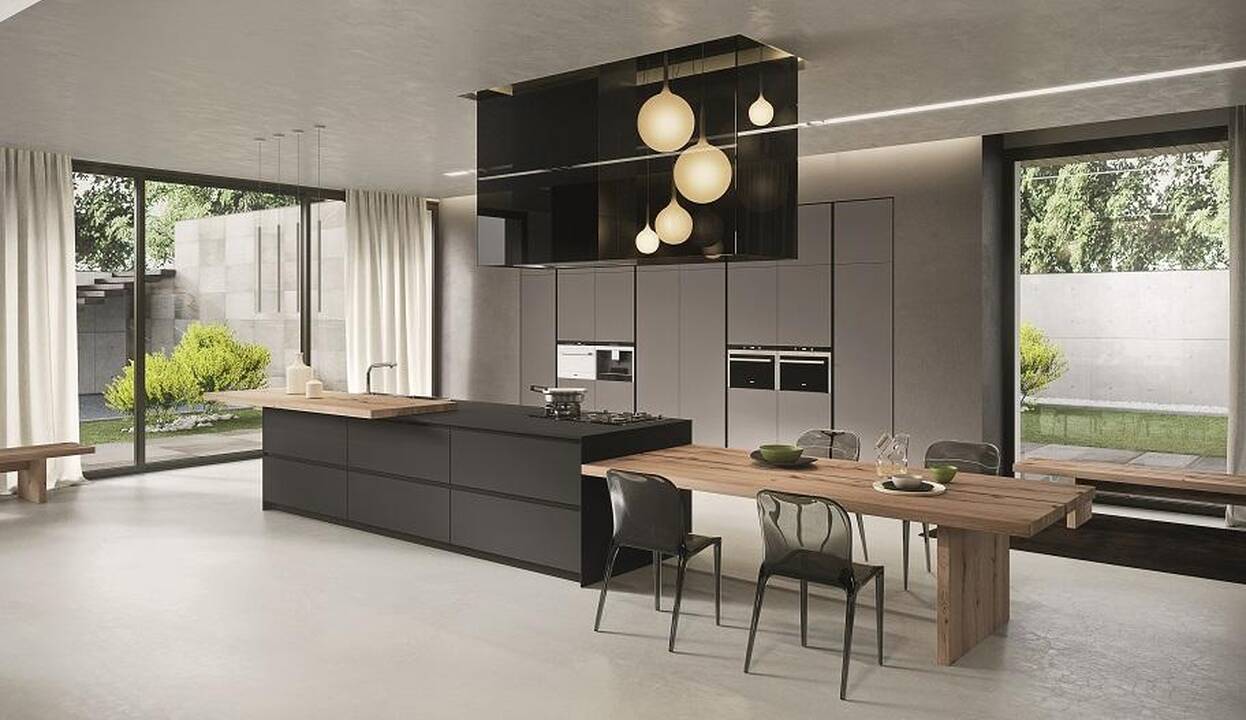Indukcinė viryklė su kartraukiu. Salonas Inhaus. Domus galerija