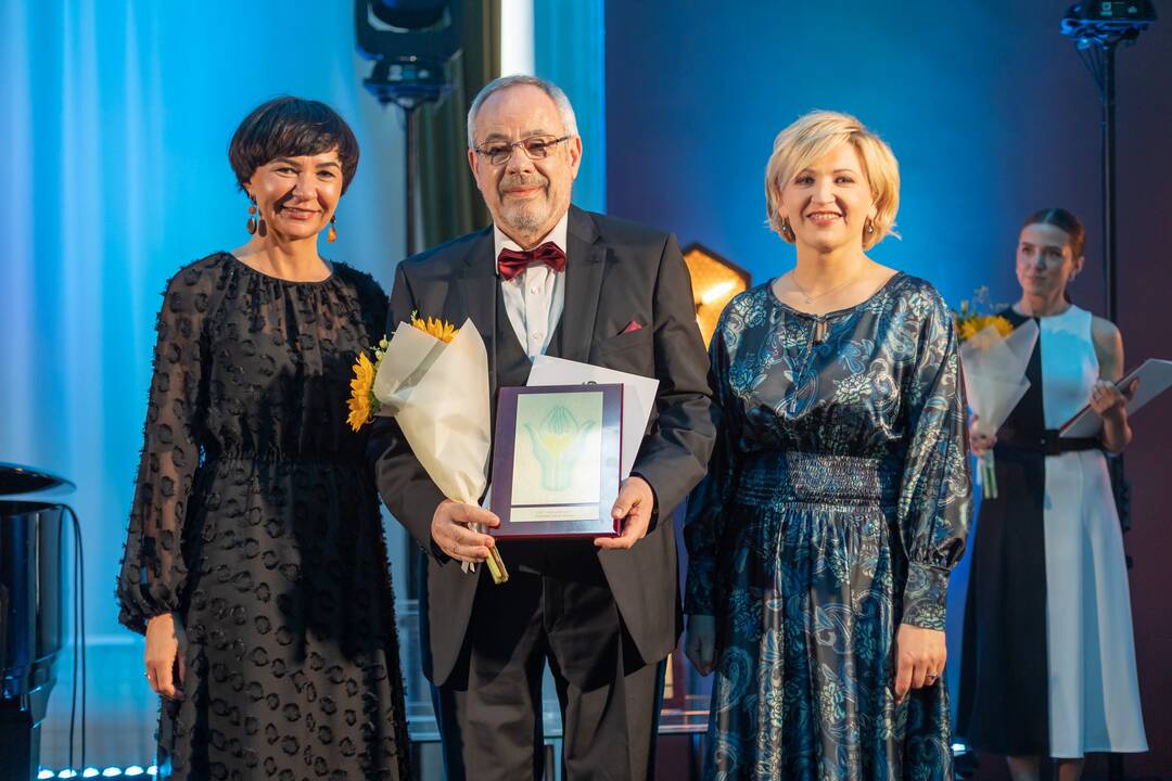 „Auksinės mediko širdies“ apdovanojimai