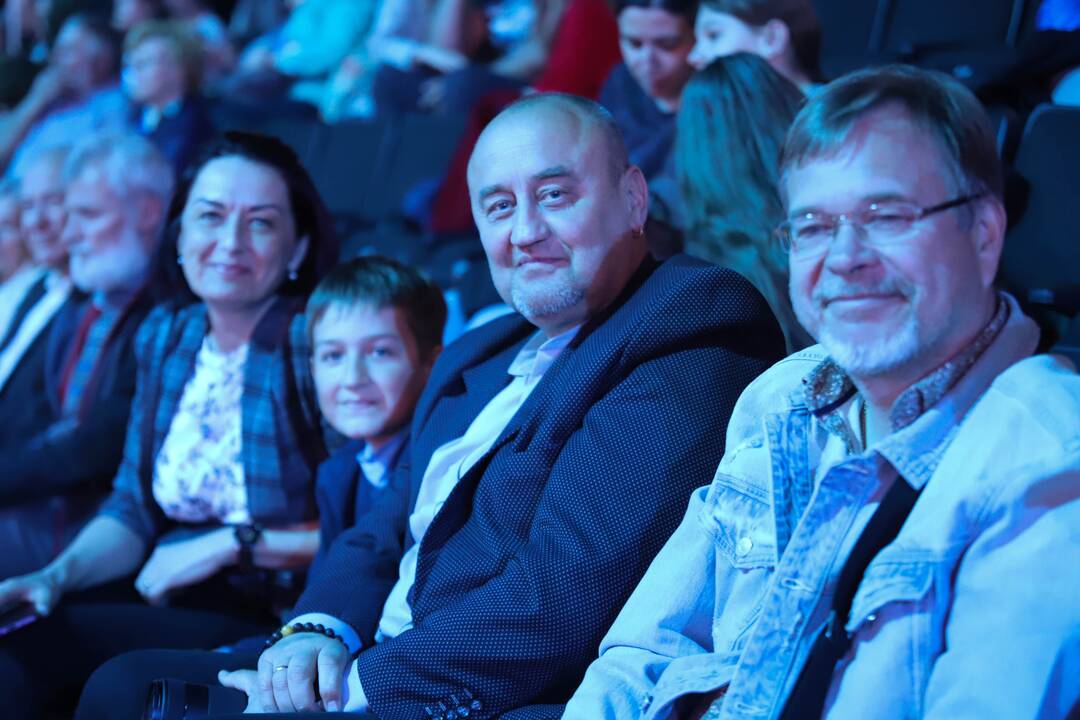 Kauno „Žalgirio“ arenoje – dainų ir šokių šventė