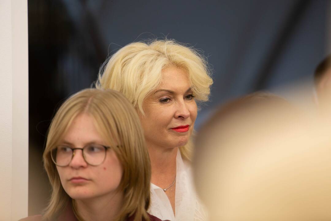 J. Statkevičius sugrįžo į Pelėdų kalną su aukštosios mados ir teatro kostiumų paroda