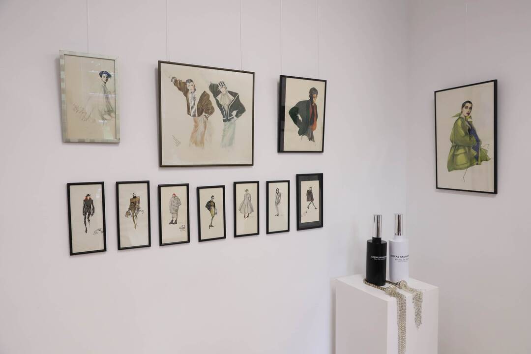 J. Statkevičius sugrįžo į Pelėdų kalną su aukštosios mados ir teatro kostiumų paroda