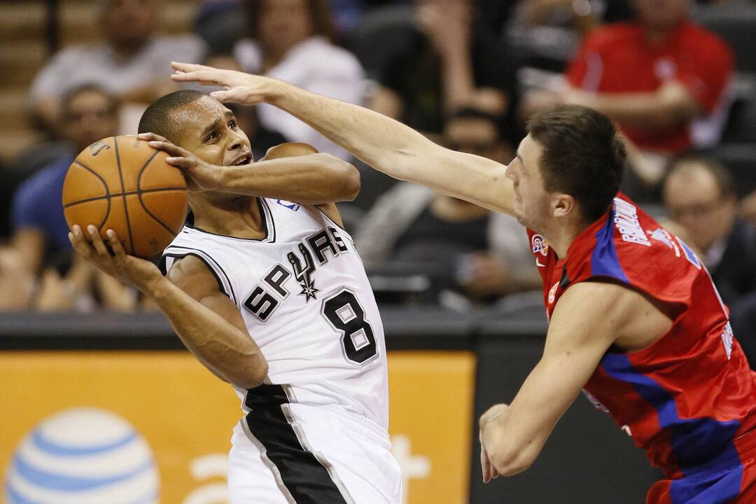 NBA čempionas ikisezoninių mačų seriją pradėjo pralaimėjimu Berlyne