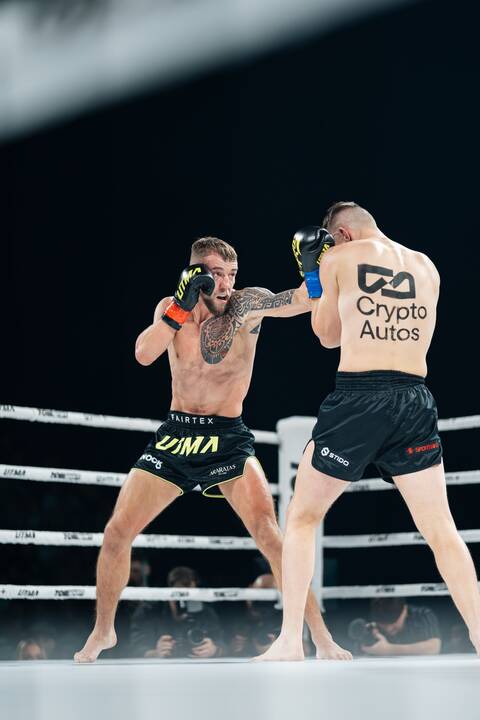 Patirtis: J. Stoliarenko užsigrūdinusi UFC kovų narvuose.