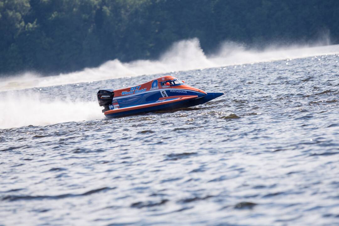 F2 vandens formulių lenktynių finalas