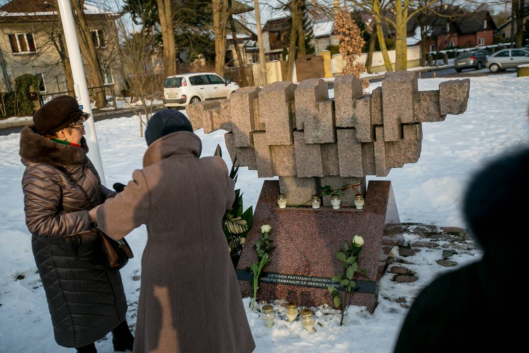 Adolfui Ramanauskui Vanagui – 100 metų