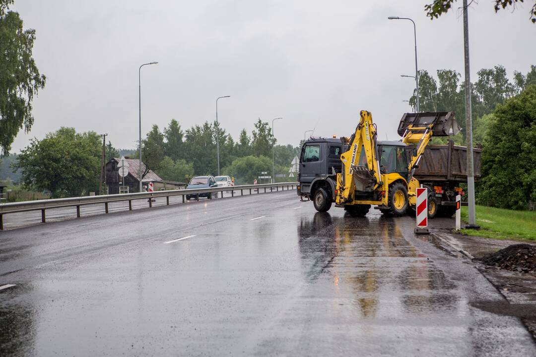 Tvarkomas kelias į Kauno oro uostą