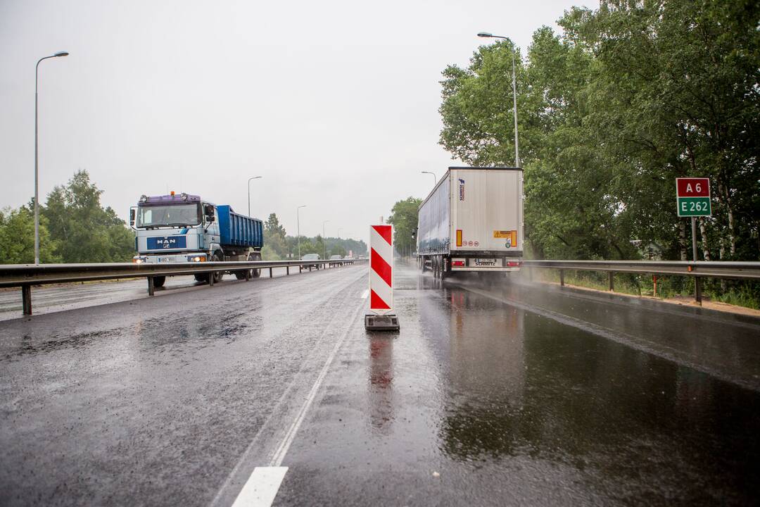 Tvarkomas kelias į Kauno oro uostą