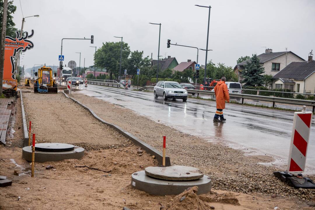 Tvarkomas kelias į Kauno oro uostą