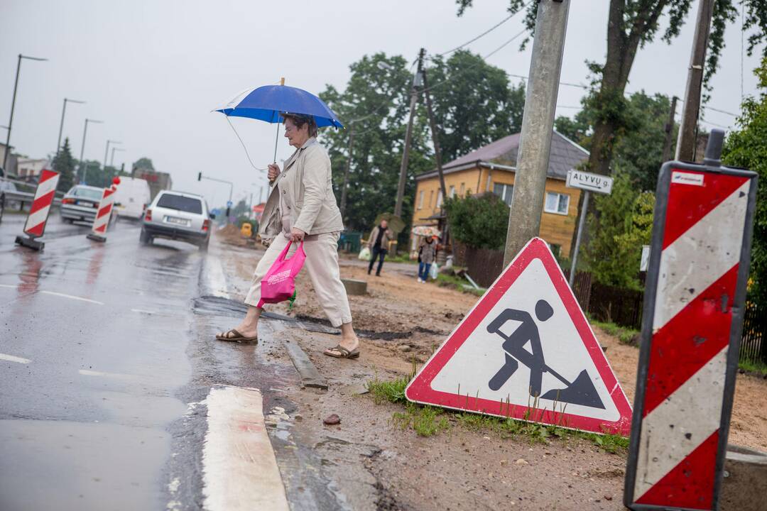 Tvarkomas kelias į Kauno oro uostą