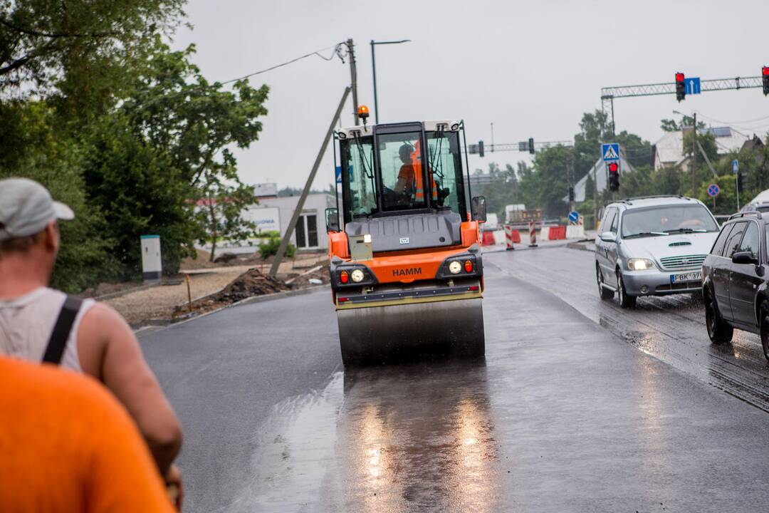 Tvarkomas kelias į Kauno oro uostą