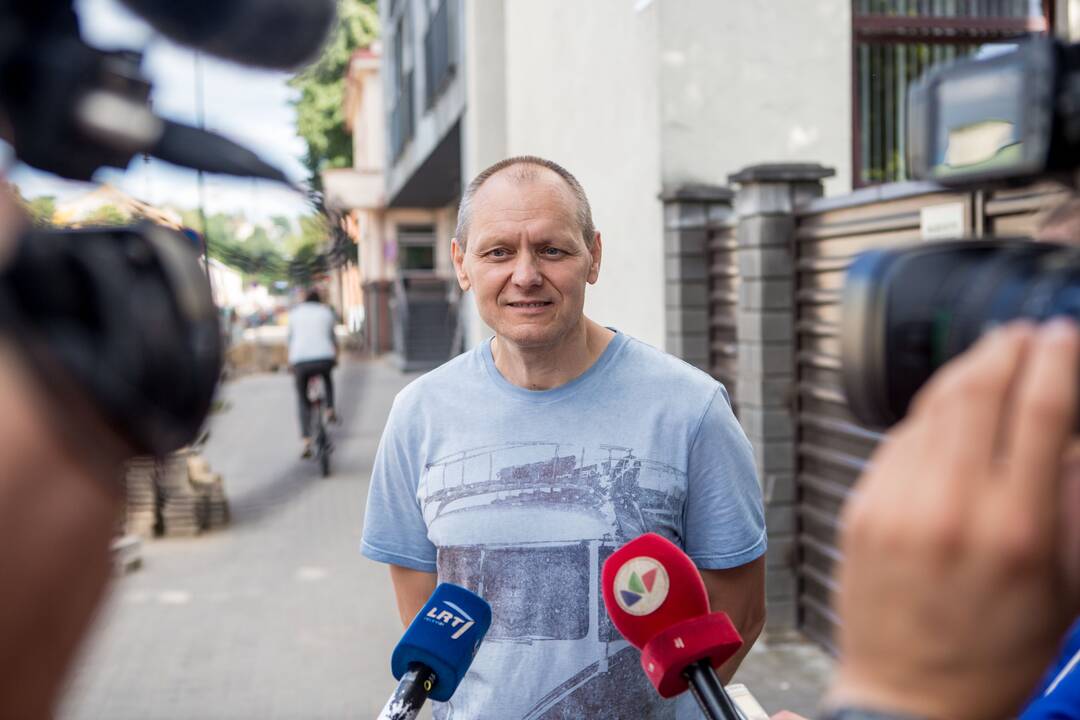 Protestas Miško gatvėje dėl kertamų medžių 