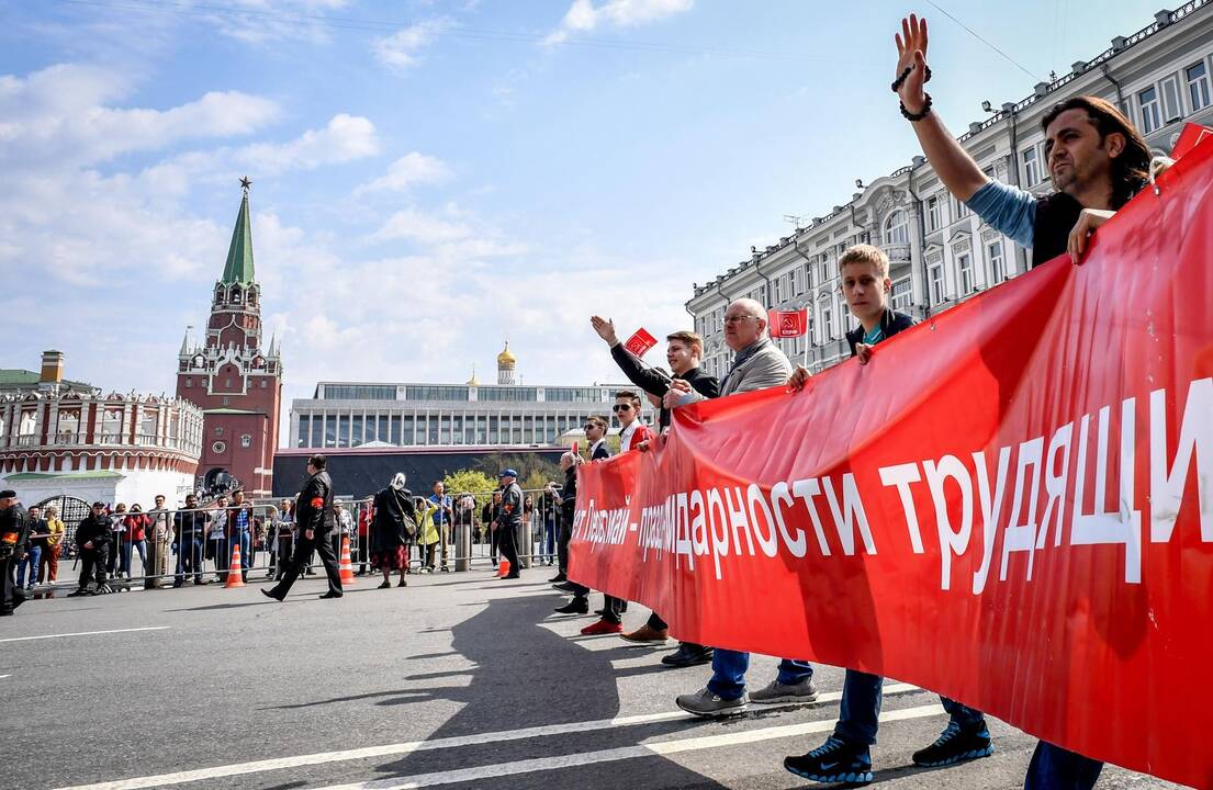 Gegužės 1-ąją lydi darbininkų ir aktyvistų protestai