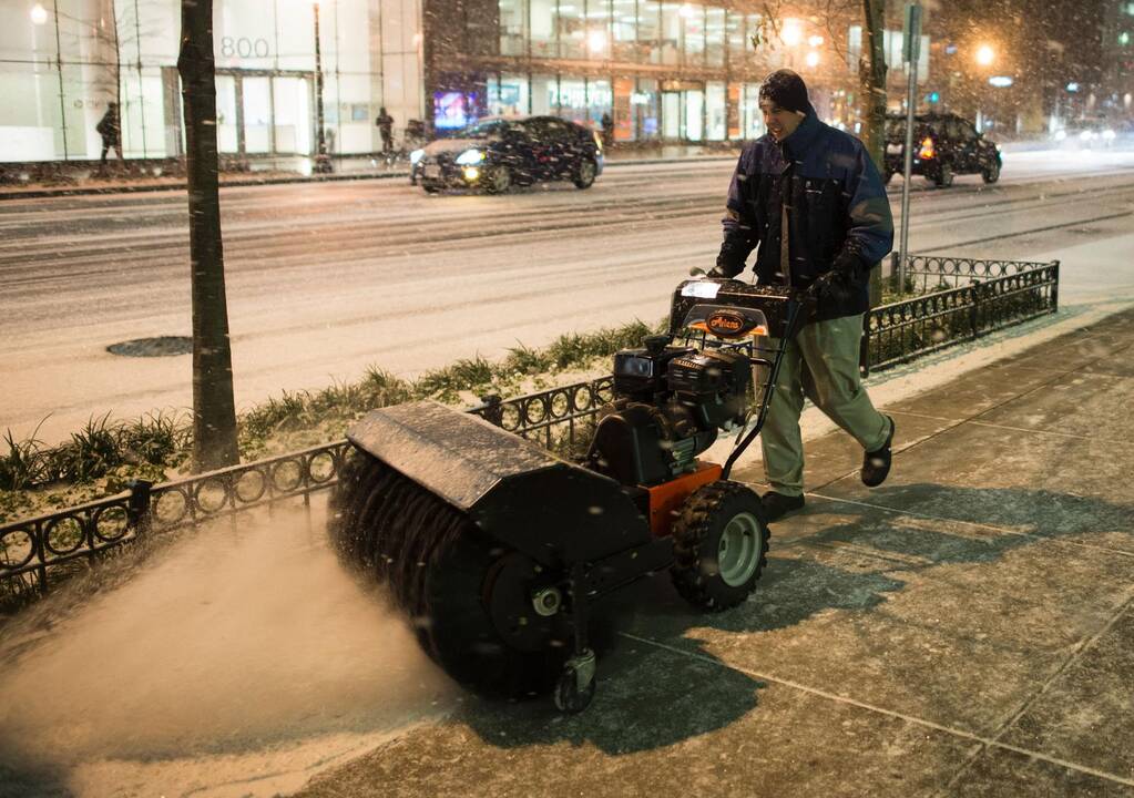 JAV gyventojai ruošiasi stichijai