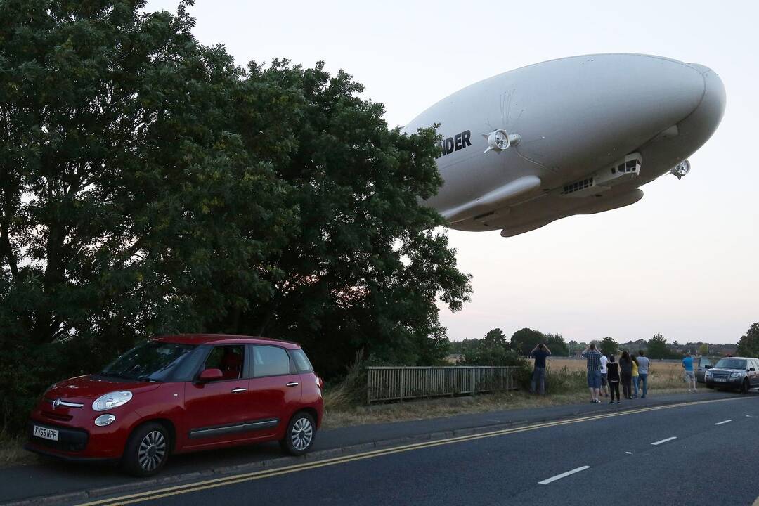 Didžiausias pasaulyje orlaivis „Airlander 10“