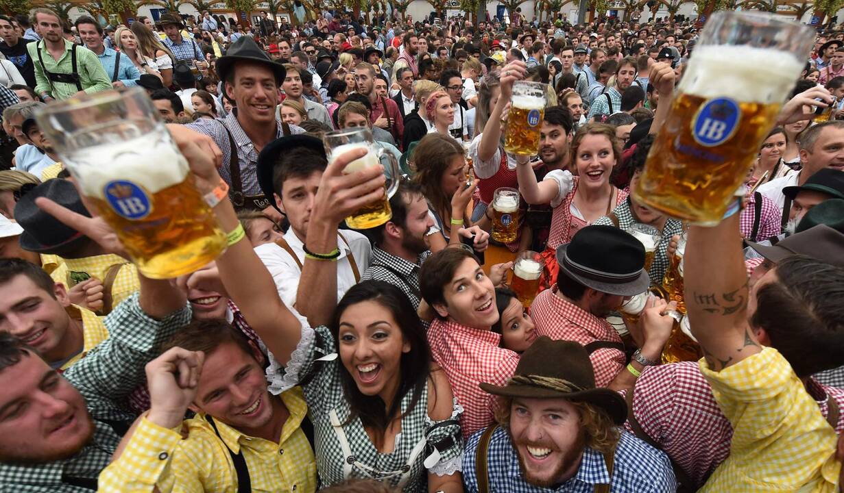 Prasidėjo alaus festivalis „Oktoberfest“