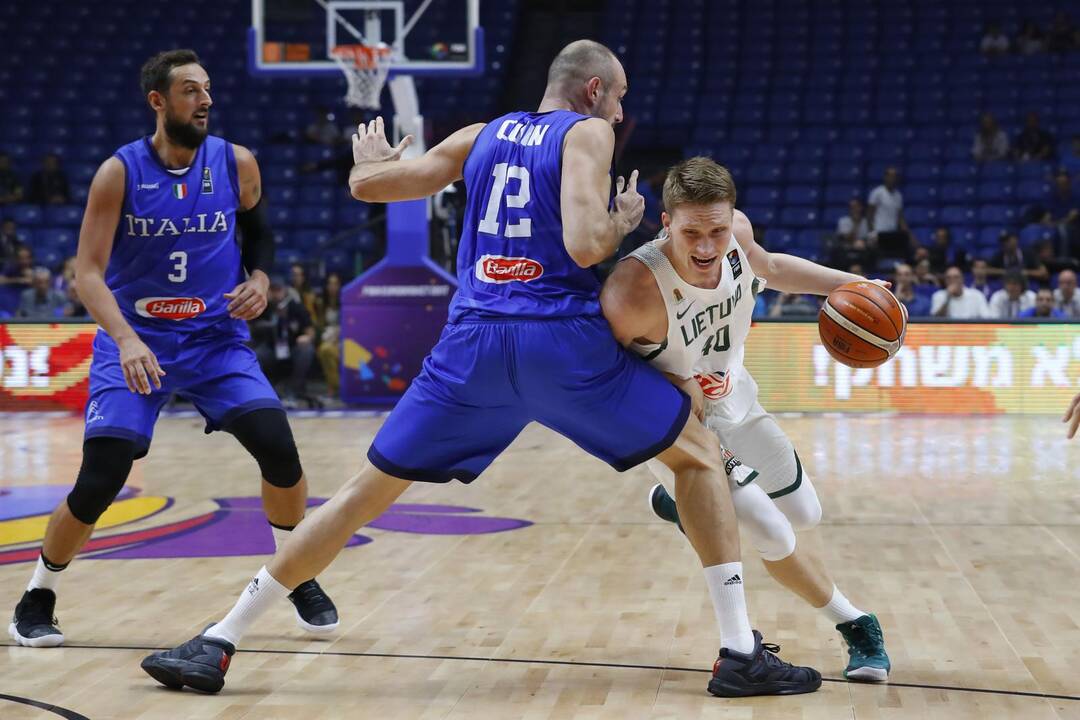 Europos krepšinio čempionatas: Lietuva - Italija 78:73