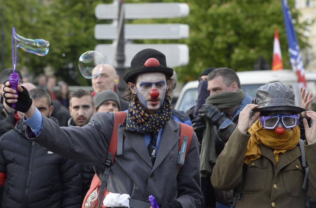 Policijos ir demonstrantų susirėmimai Prancūzijoje