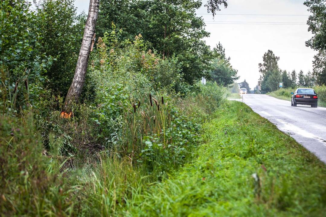 Kraupi avarija Kauno rajone: keturi žuvo vietoje, vienas mirė ligoninėje