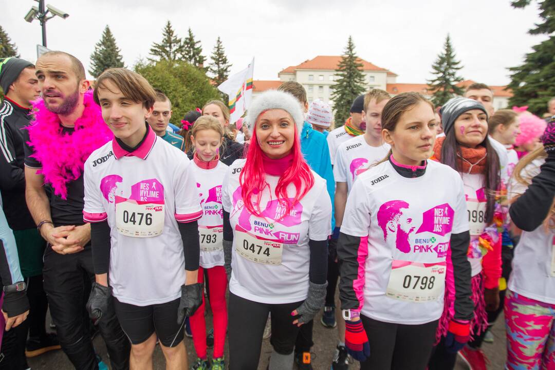 Bėgimas prieš krūties vėžį „Pink RUN“