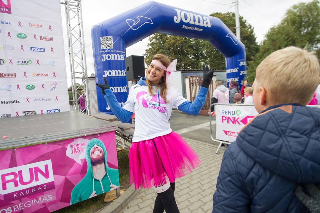 Bėgimas prieš krūties vėžį „Pink RUN“