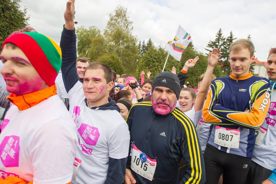 Bėgimas prieš krūties vėžį „Pink RUN“