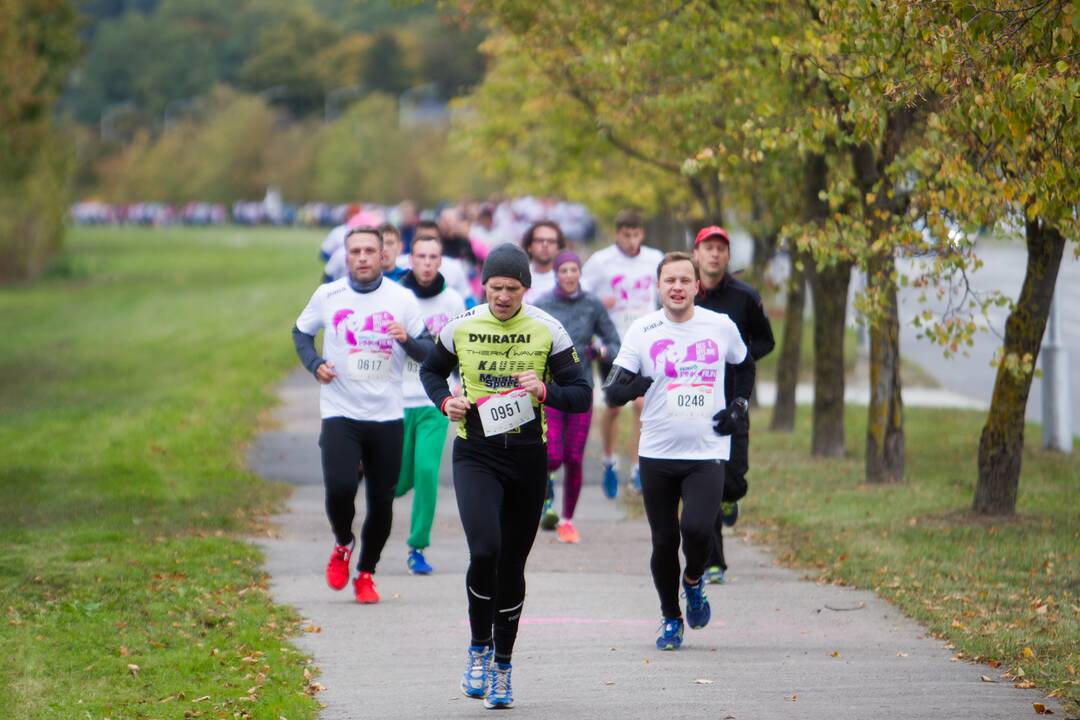 Bėgimas prieš krūties vėžį „Pink RUN“