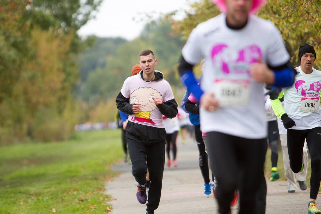 Bėgimas prieš krūties vėžį „Pink RUN“