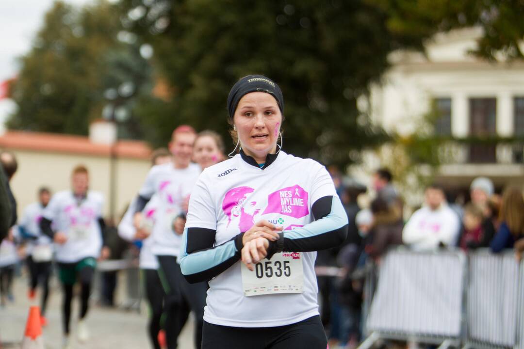 Bėgimas prieš krūties vėžį „Pink RUN“