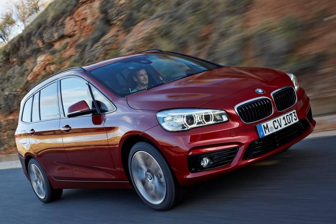 BMW modeliai Ženevoje