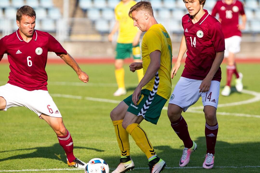 Baltijos futbolo taurė: Latvija - Lietuva 2:1