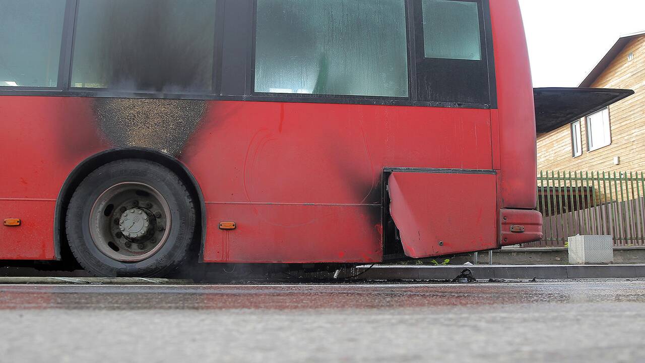 Skuodo gatvėje degė autobusas