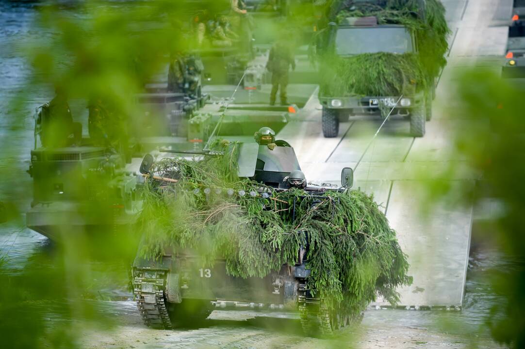 Stebėti pratybų „Geležinis vilkas“ atvyko NATO vadovas