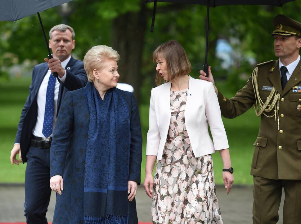 Taline susitiko dvi Baltijos šalių prezidentės