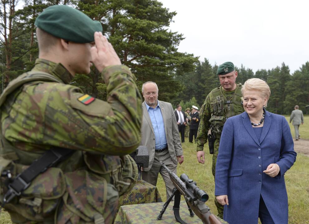 D. Grybauskaitė apsilankė amerikiečių minininke