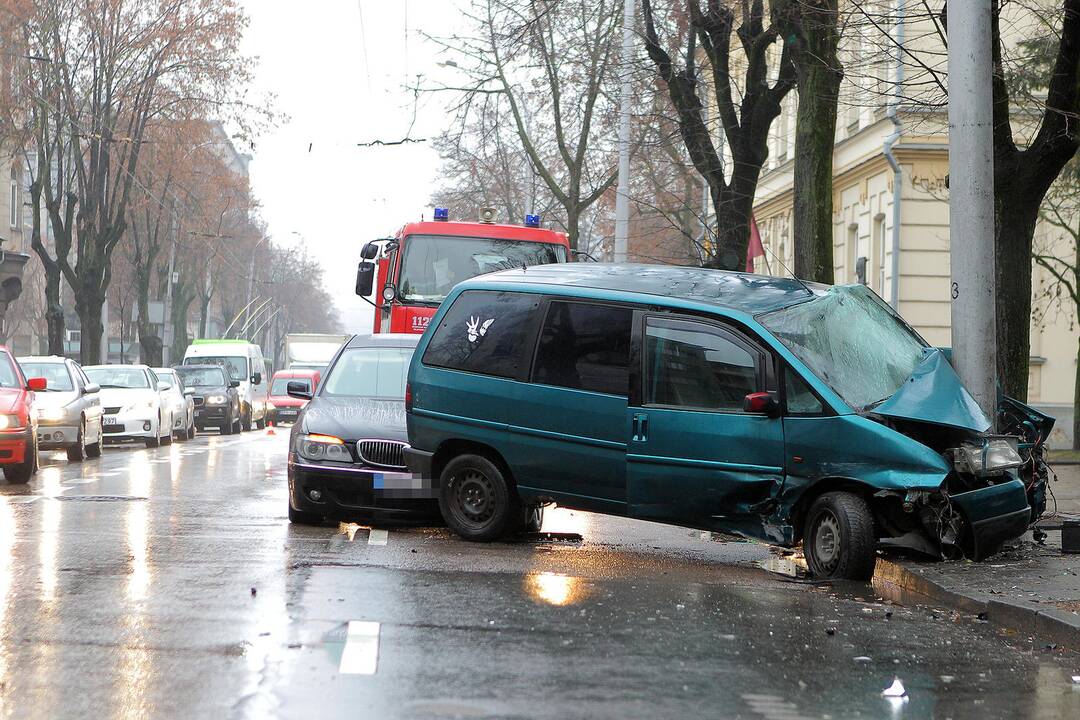 Avarija K. Donelaičio gatvėje